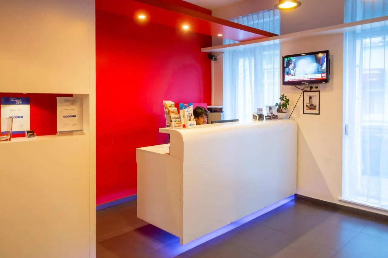 Theater Hotel Bruselas